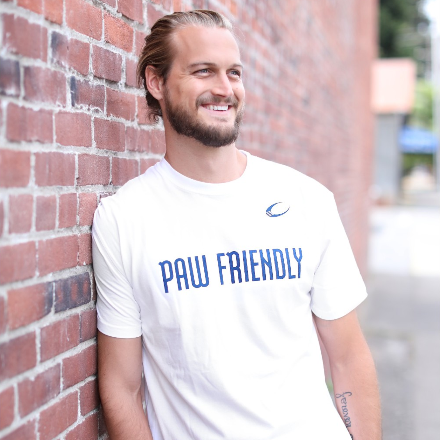 PAW FRIENDLY™ Classic Performance Tee – White